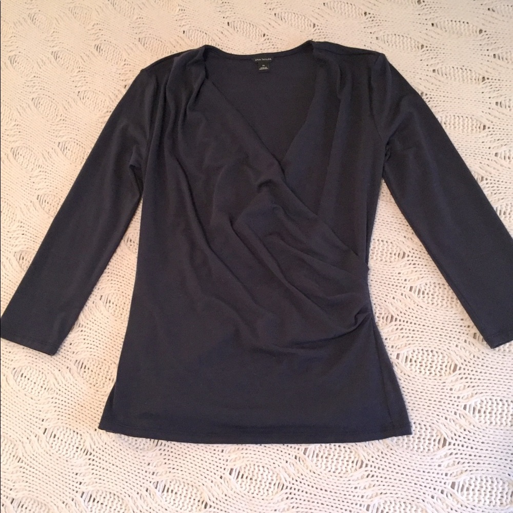 Classy Ann Taylor Top - XS - Navy Blue
